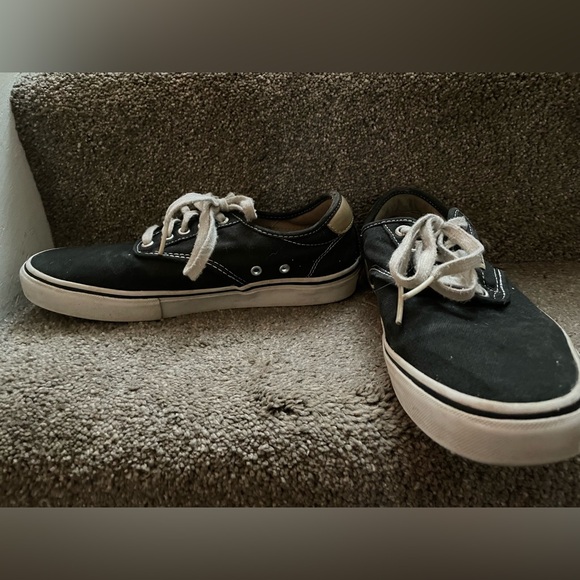 Vans 8.5 Men’s - Picture 1 of 6